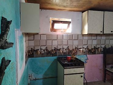 Uzunmüddətli kirayə evlər: 25 kv. m, 3 otaqlı, Qaz, Su, İnternet -da lalafo.az — 12 Uzunmüddətli kirayə evlər: 25 kv. m, 3 otaqlı, Qaz, Su, İnternet — 12