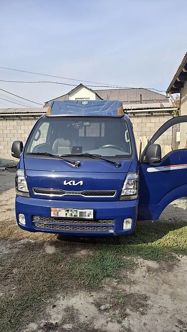 растоможен: Прадаю kia bongo 3 год : 2023 пробег :270 задняя лопатка рабочем — 1