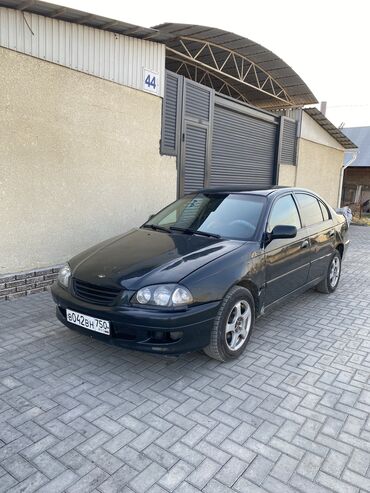 Toyota: Toyota Avensis: 1998 г., 1.8 л, Механика, Бензин, Седан