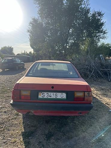 ремонт фар автомобильных: Audi 80: 1989 г., Седан — 2