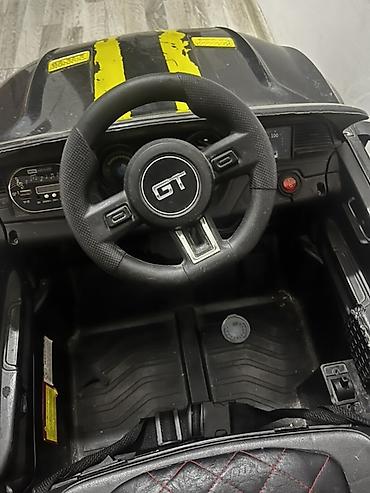 Uşaq üçün elektrik maşınları: Uşaq üçün elektrikli miniatür “GT” sedan tipli maşın - Rəng: qara — 5