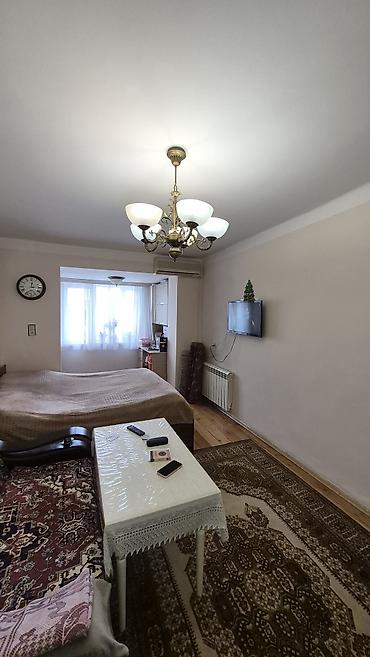 Daşınmaz əmlak: Bakı, 1 otaqlı, Köhnə tikili, m. Qara Qarayev, 35 kv. m — 3