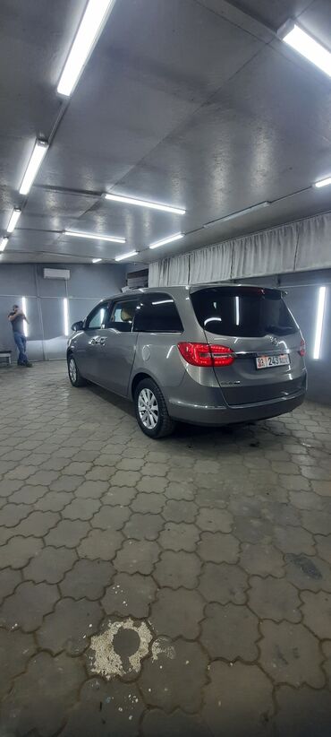 Buick: Buick GL8: 2018 г., 2 л, Автомат, Бензин, Минивэн — 10