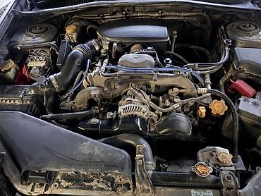капот subaru legacy: Subaru Legacy: 2005 г., 2 л, Автомат, Бензин, Седан — 6