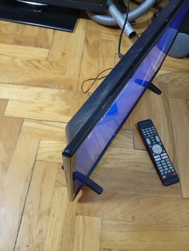 Televizori: Tesla LED televizor sa daljinskim upravljačem 220 ili 12 v. 24 — 15