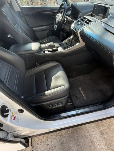 Lexus: Lexus NX: 2019 г., 2 л, Автомат, Бензин, Кроссовер — 8