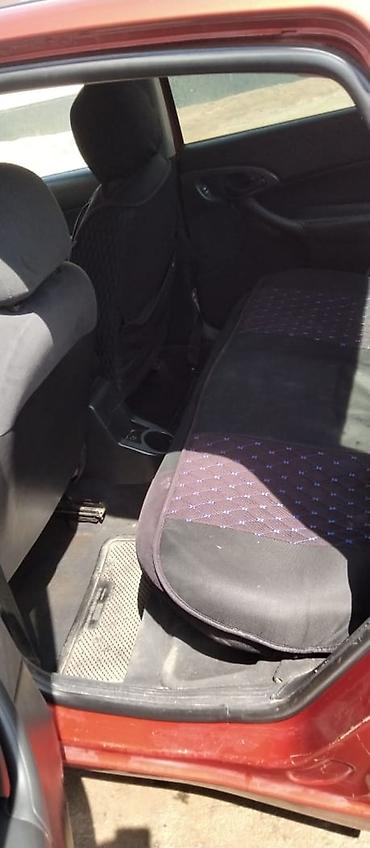 фольксваген гольф 1: Ford Focus: 2000 г., 0.2 л, Автомат, Седан — 7