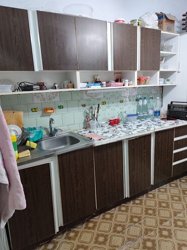 Продажа квартир: 3 комнаты, 65 м², 1 этаж — 9