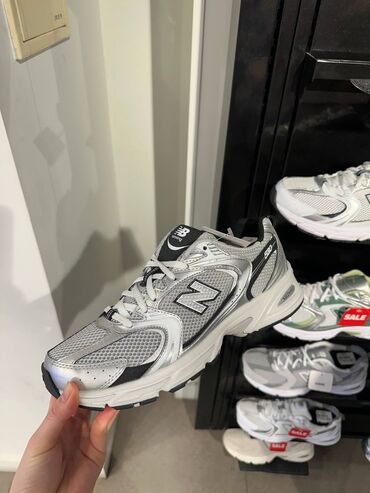 кроссовки new balance оригинал: Кроссовки, 38, New Balance, Новый, цвет - Серебристый, Самовывоз, Бесплатная доставка, Платная доставка