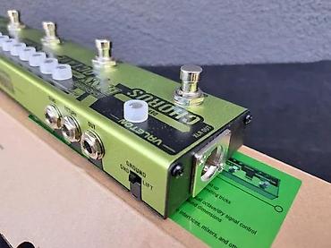 Sport i hobi: VALETON DAPPER BASS EFFECT STRIP B-STOCK | Slanje po dogovoru ili — 4