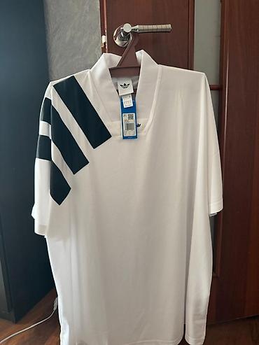 старый вещи: Продаю футболку adidas Originals (мужская) с Великобритании. Размер — 1