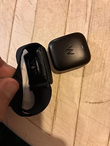 Smart qolbaqlar: Məhsul: Whoop 4.0 fəaliyyət izləyicisi (sensor və qara toxumalı bilək — 1