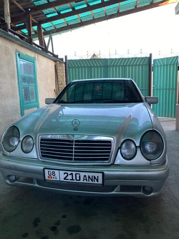 Mercedes-Benz: Mercedes-Benz A 210: 1996 г., 3.2 л, Автомат, Газ, Седан