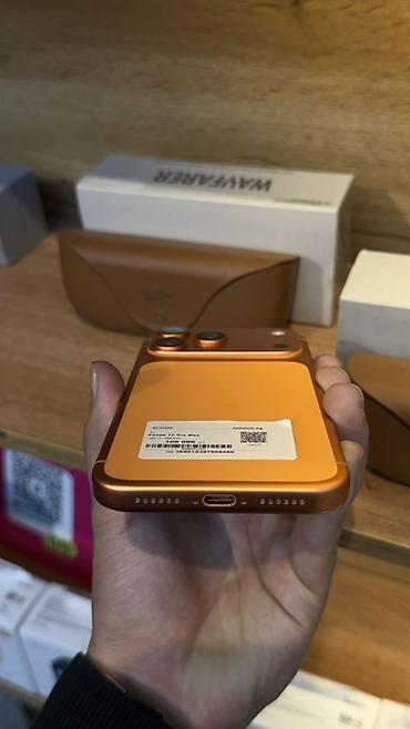 айвон 16: IPhone 17 Pro Max, Б/у, 256 ГБ, Оранжевый, Зарядное устройство, Защитное стекло, Чехол, В рассрочку, 93 % — 5
