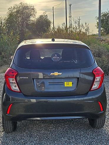 2022: Chevrolet Spark: 2022 г., 1 л, Автомат, Бензин, Хэтчбэк — 4