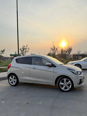 sea doo: Chevrolet Spark: 2017 г., 1 л, Автомат, Бензин, Хэтчбэк — 8