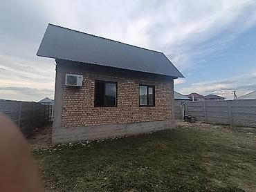 нижний норус: 🏡 Продаётся 2-этажный дом в Ак Ордо-3! 📍 Район: Ак Ордо-3 ✅ Дом из — 10