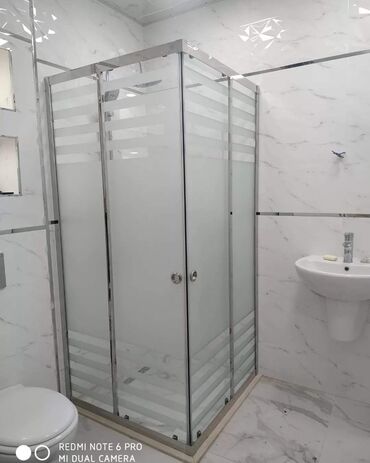 Duş kabinaları, arakəsmələr: Yeni Üstü açıq kabina, Künc üçün, Ödənişli çatdırılma — 26