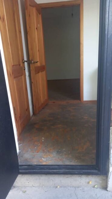 гостиница молодая гвардия: 25 м², 1 комната, Бронированные двери, Парковка, Видеонаблюдение