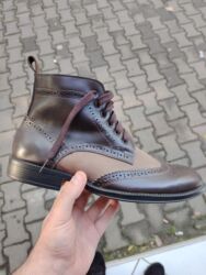 туфли новая не одевала не разу: Ayaqqabi yenidir heç geyilmeyib. tamamen temiz deridir, ozum bu işle lalafo.az -da туфли новая не одевала не разу: Ayaqqabi yenidir heç geyilmeyib. tamamen temiz deridir, ozum bu işle