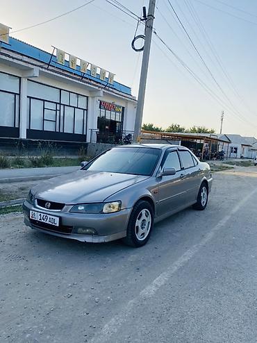 выхлопная система субару: Honda Accord: 1999 г., 2 л, Автомат, Бензин, Седан — 3