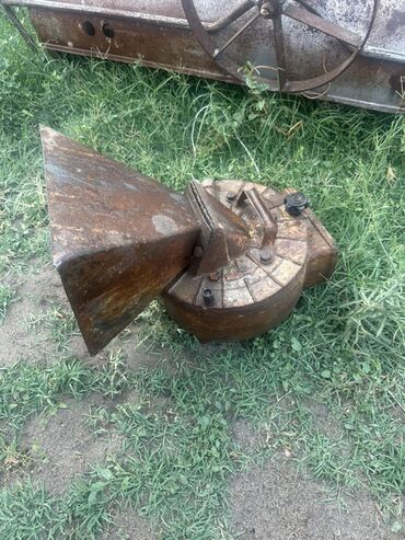 самый большой набор ключей: Жүктөгүч, Сузгу