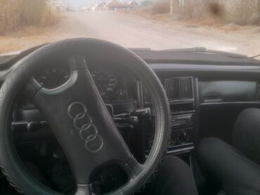 аварийный машины: Audi