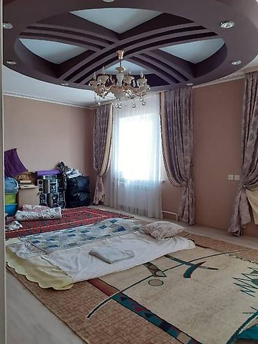 с хранения: 250 м², 6 комнат и более — 7