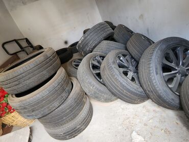 kumho təkər: İşlənmiş Disk təkər Land Rover 275 / 50 / R 20, 5 Boltlu