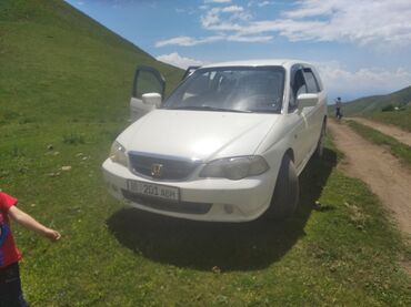 машина кж хонда одиссей в Кыргызстан | Автозапчасти: Honda Odyssey: 2.3 л | 2000 г. | Минивэн