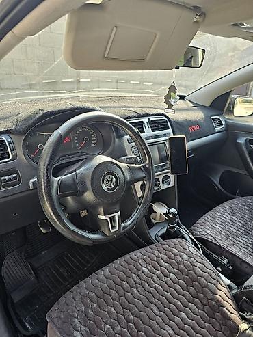 джаз авто: Volkswagen ID. Polo: 2013 г., 1.6 л, Механика, Бензин, Седан — 3