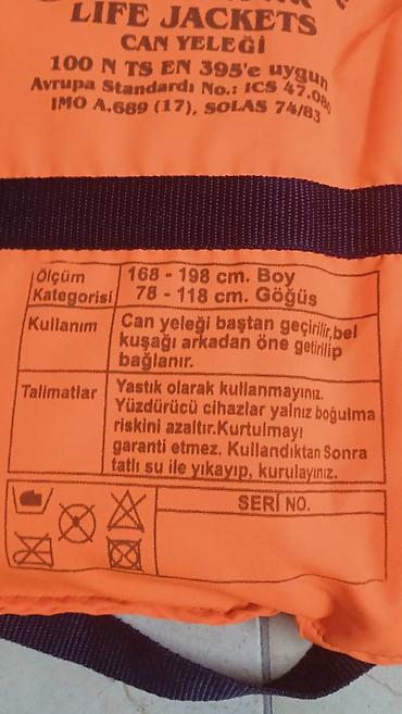 Digər idman və istirahət malları: Xilasedici jilet satılır. Başdan keçirməklə geyinilir və yanlardan önə — 6