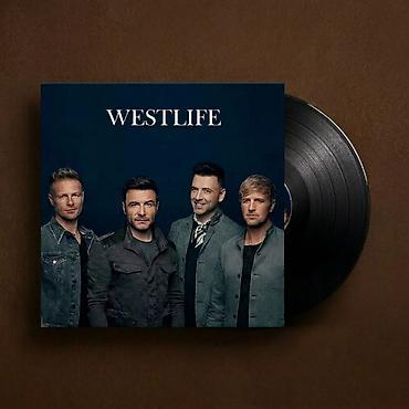 Виниловая пластинка Westlife — альбом группы с фирменной обложкой