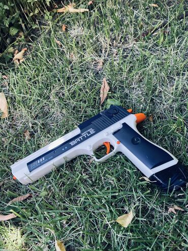 лазер игрушка: Игрушечный воденная пистолет В комплекте: Магазин стандарт Большой
