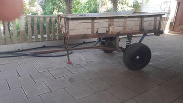 Qoşqular: Bu, əsasən metal çərçivədən və taxta yan divarlardan ibarət qoşqudur -da lalafo.az — 10 Qoşqular: Bu, əsasən metal çərçivədən və taxta yan divarlardan ibarət qoşqudur — 10