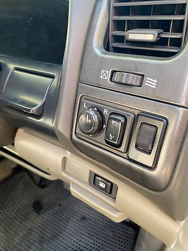 цефир: Nissan Cefiro: 1999 г., 2.5 л, Автомат, Бензин, Седан — 10