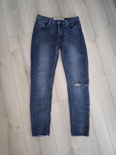 джинсы из италии: Түз, Zara