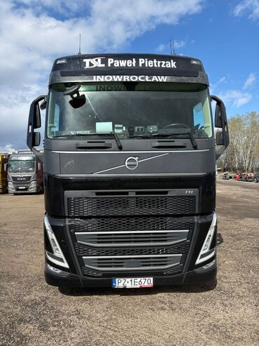 оор жук ташуучу унаалар: Грузовик, Volvo, Б/у