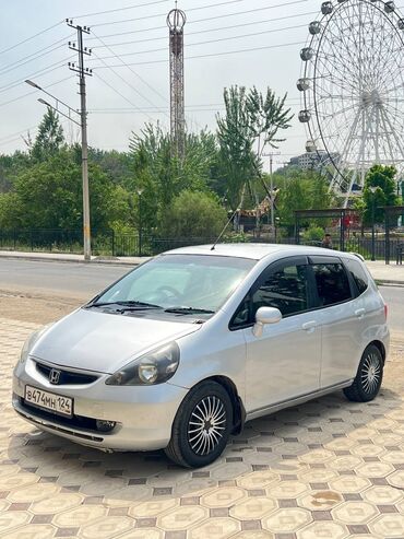 Honda: Honda Fit: 2002 г., 1.5 л, Автомат, Бензин