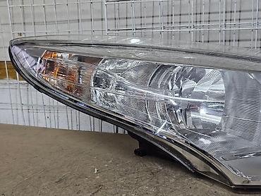 Передние фары: Передняя правая фара Renault 2010 г., Б/у, Оригинал, Германия — 9