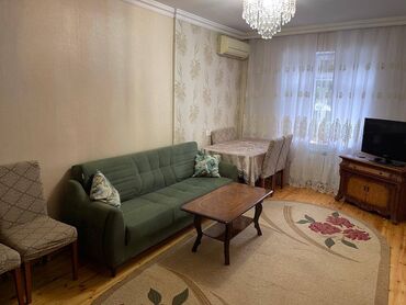 Köhnə tikili: Bakı, 3 otaqlı, Köhnə tikili, m. Xalqlar Dostluğu, 70 kv. m — 1