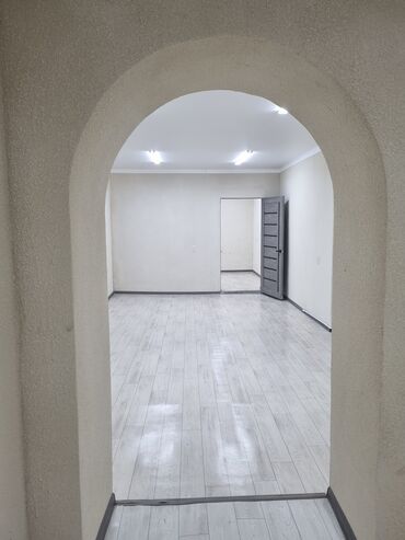 Офисы: Сдаю Офис, 50 м², В бизнес центре, С отдельным входом — 5