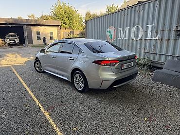 geely m: Toyota Levin: 2019 г., 1.8 л, Вариатор, Гибрид, Седан — 3