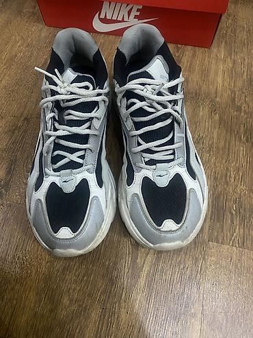 nike air max 90: Мужские кроссовки, 43, Nike, Б/у, цвет - Серый — 2
