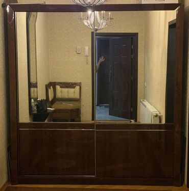 lahıcda kirayə evlər: Dehliz dolabi 250 azn unvan nerimanov*simuzer