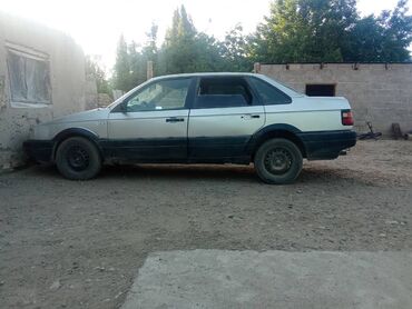бу авто ключи: Volkswagen Passat: 1989 г., 1.8 л, Механика, Бензин, Седан