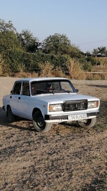 uaz satışı: VAZ (LADA) 2107: 1.6 l | 2004 il | 40000 km Sedan