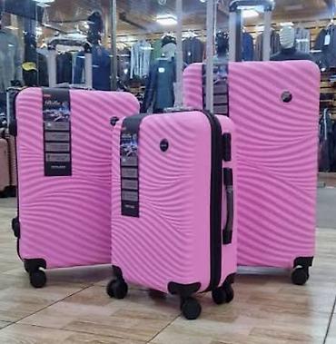 Çamadanlar: Sərnişin çamadan dəsti – Billa model - Ölçülər: 3’lük dəst (böyük — 20