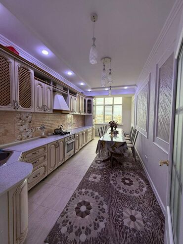 дом бишкек этаж: 4 комнаты, 142 м², Элитка, 8 этаж, Евроремонт