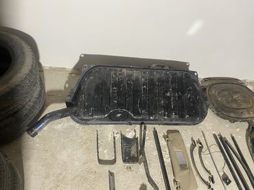 Другие автозапчасти: Мерседес 190 Нет 2.0бензин двигатель продан Есть коробка 4 ступ Есть — 4